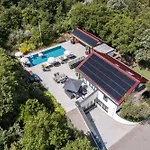 West Nieuwlandseweg 25a - - Poolvilla Zilt & Zoet Дом отдыха