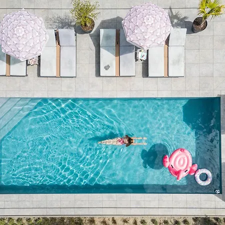 West Nieuwlandseweg 25a - - Poolvilla Zilt & Zoet Feriehus Ouddorp