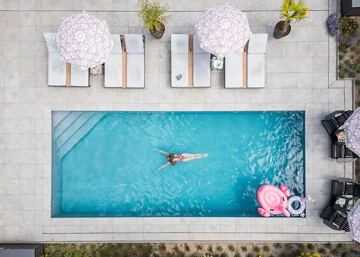 West Nieuwlandseweg 25a - - With Pool - Not For Companies Vakantiehuis Ouddorp