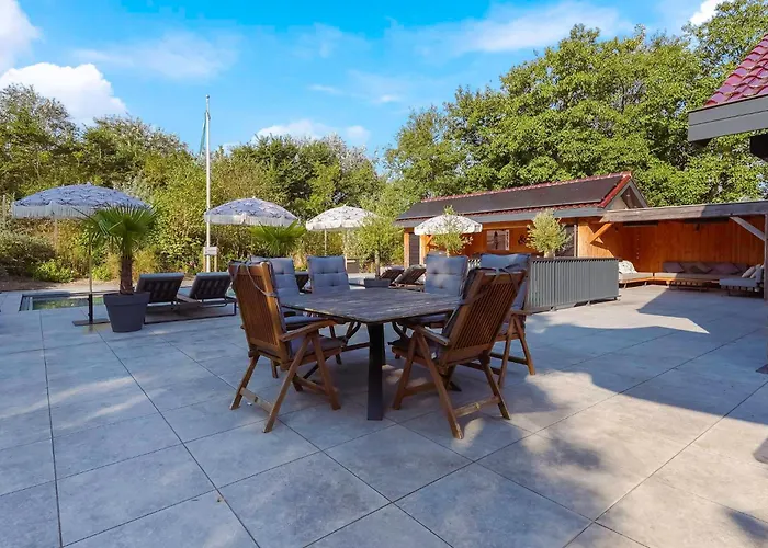 West Nieuwlandseweg 25a - - Poolvilla Zilt & Zoet * Ouddorp